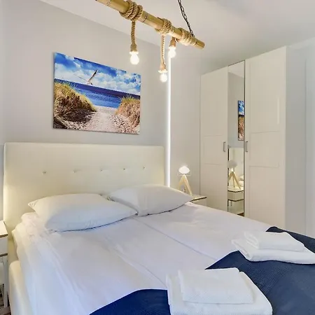 Chmielna Park Oldtown Apartment *
